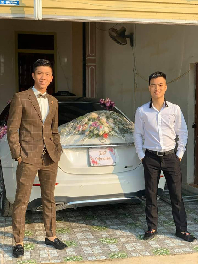 Văn Đức trao nhẫn cưới cho Nhật Linh, khép lại đám cưới nhanh như chớp-33