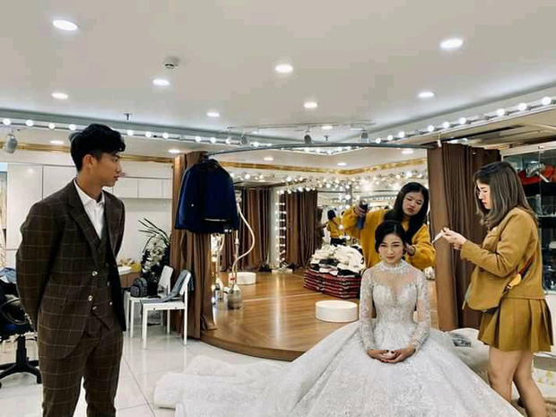 Văn Đức trao nhẫn cưới cho Nhật Linh, khép lại đám cưới nhanh như chớp-41