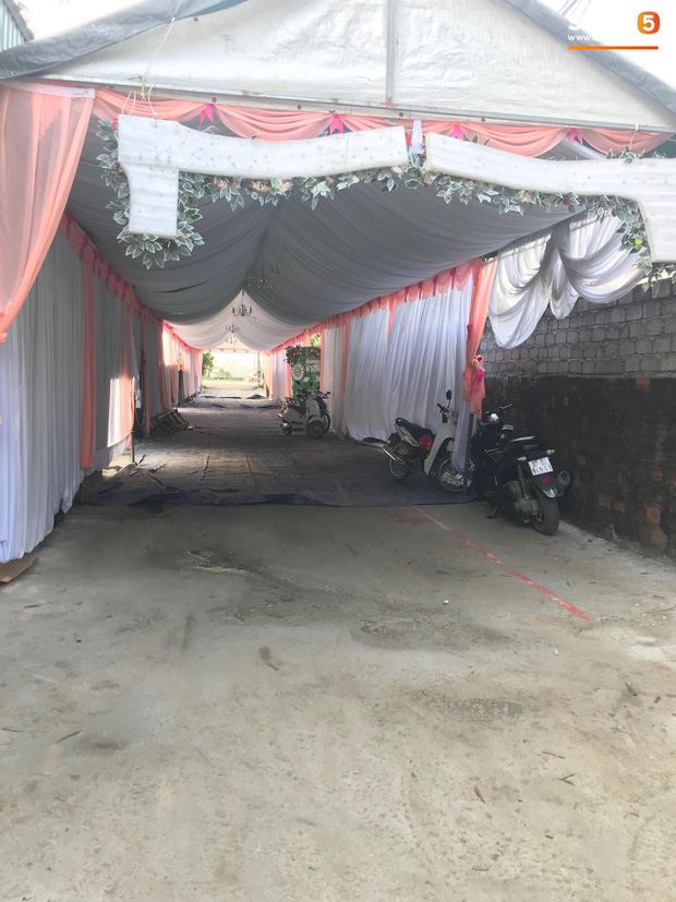 Văn Đức trao nhẫn cưới cho Nhật Linh, khép lại đám cưới nhanh như chớp-32