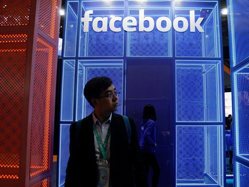 Facebook cấm nhân viên du lịch đến Trung Quốc-1