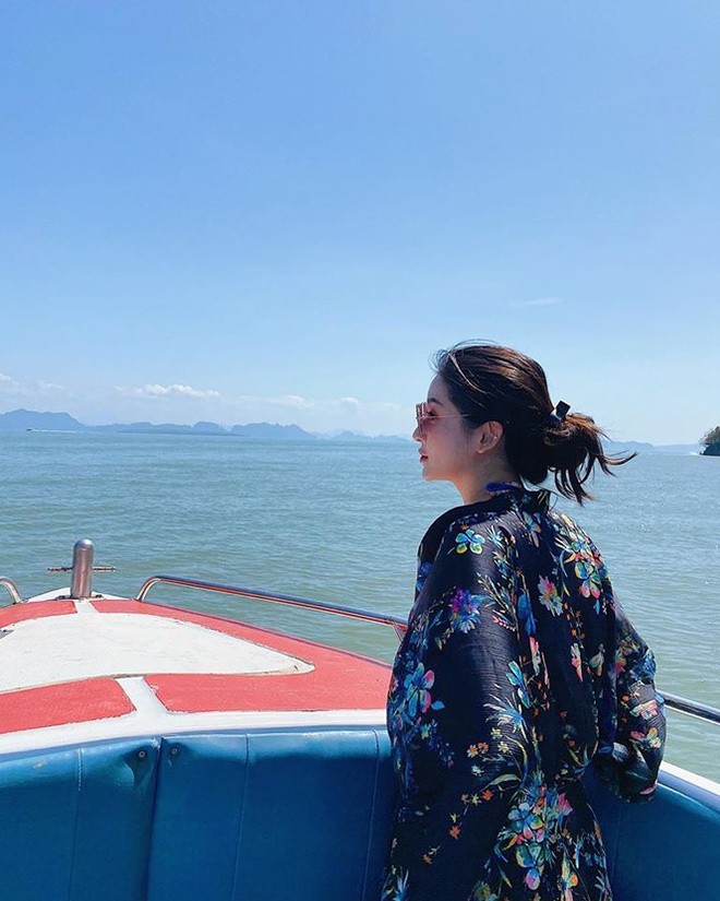 Vẻ nóng bỏng của 6 mỹ nhân Việt tự tin khoe ảnh bikini trong những ngày Tết-7