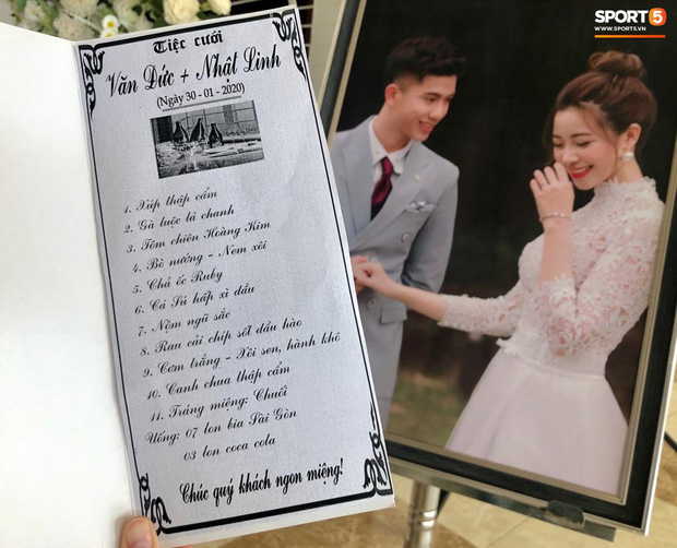 Văn Đức trao nhẫn cưới cho Nhật Linh, khép lại đám cưới nhanh như chớp-26