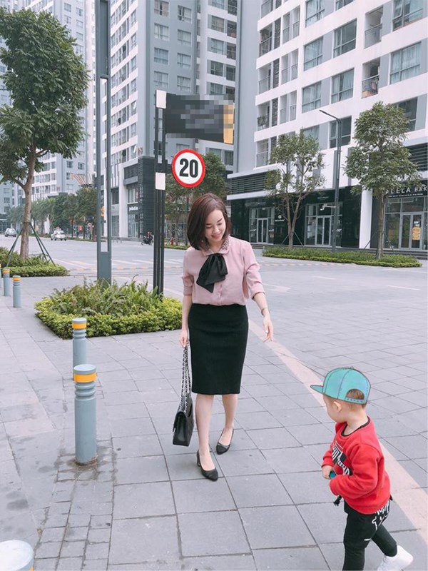 Đầu năm Ly Kute khoe ảnh nhà mới, dân tình lại tìm ra vị trí đắc địa của căn hộ-1