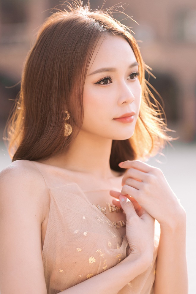 Sam khoe vẻ đẹp mong manh, thừa nhận từng áp lực khi bị hỏi chuyện chồng con-13