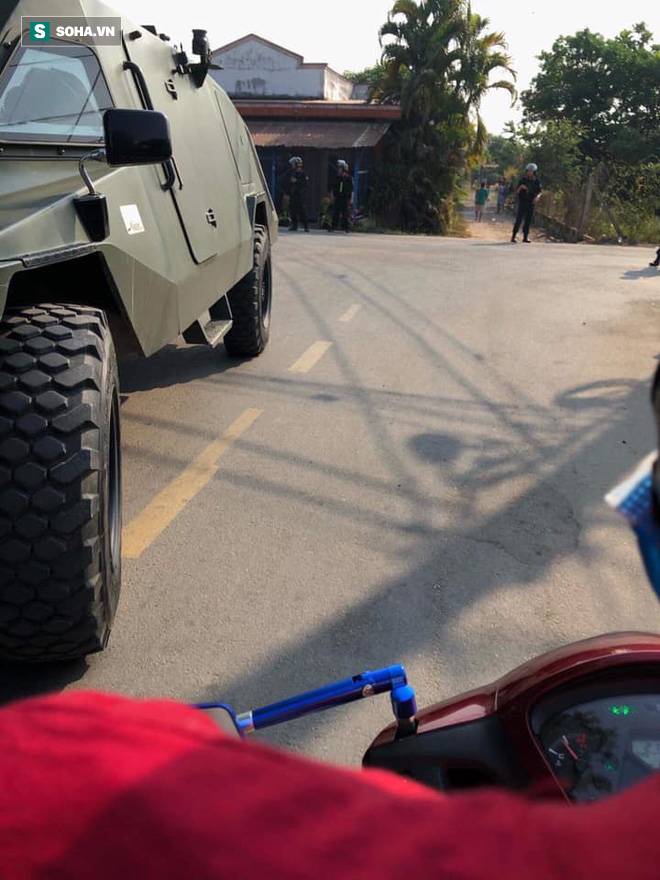 500 cảnh sát trang bị vũ khí đang truy bắt kẻ bắn chết 5 người ở Sài Gòn: Dùng flycam để áp sát vòng vây-10