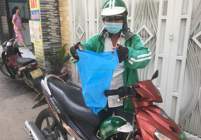 Không hiểu tiếng Việt, khách Tây nhờ Google đọc tin nhắn của tài xế giao hàng và hãi hùng hủy đơn trong tích tắc-1