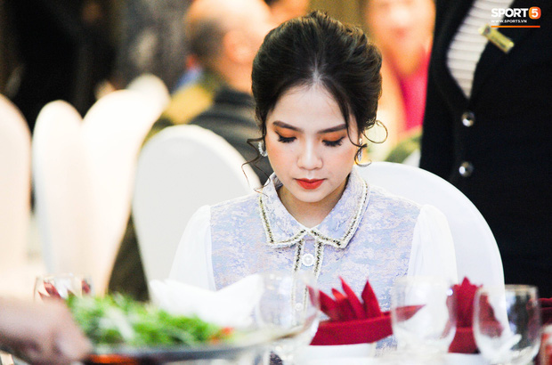 Văn Đức trao nhẫn cưới cho Nhật Linh, khép lại đám cưới nhanh như chớp-10