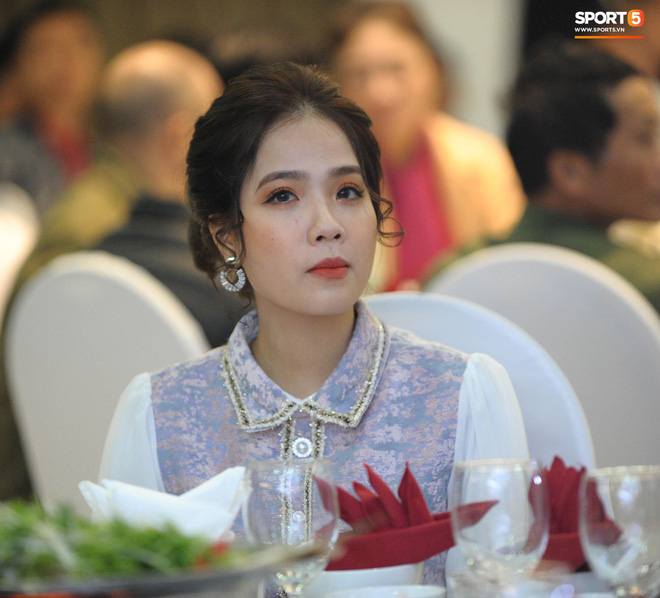 Văn Đức trao nhẫn cưới cho Nhật Linh, khép lại đám cưới nhanh như chớp-7