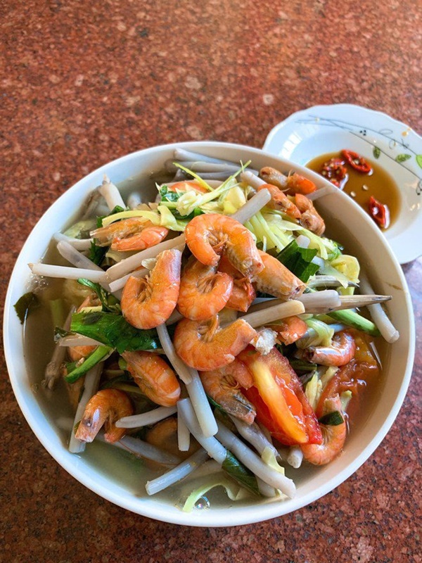 Ăn Tết như mẹ bỉm sữa Lê Phương: Ngon miệng, đủ chất mà khỏi lo ngán-7