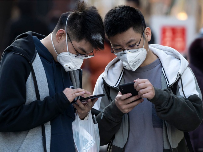 Phát hiện 3 người Việt dương tính với virus corona-1