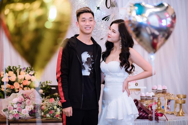 Người đẹp Huyền Trang lo lắng clip nhạy cảm bị phát tán, cầu thủ Trọng Đại ngay lập tức có hành động khiến ai cũng bất ngờ-3