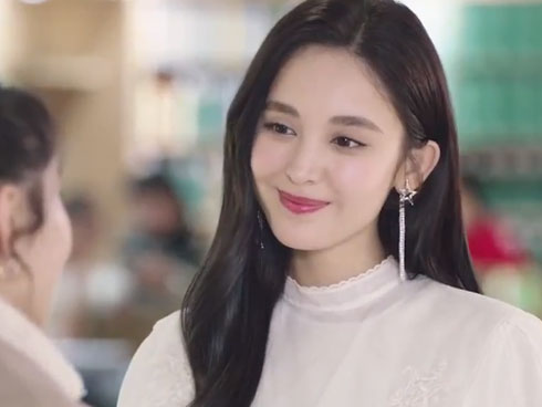 Kiên quyết đặt lịch cho công ty đi lễ chùa đầu năm giữa lúc dịch corona bùng phát, trưởng phòng nhân sự bị chị kế toán mắng đến nín lặng-3