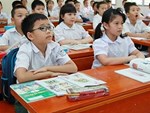 Trước thông tin phát hiện thêm trường hợp nhiễm virus Corona, một trường học ở Hà Nội yêu cầu 100% học sinh đeo khẩu trang đến lớp-6