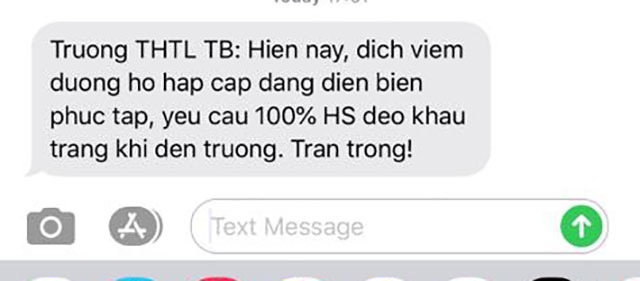 Trước thông tin phát hiện thêm trường hợp nhiễm virus Corona, một trường học ở Hà Nội yêu cầu 100% học sinh đeo khẩu trang đến lớp-2