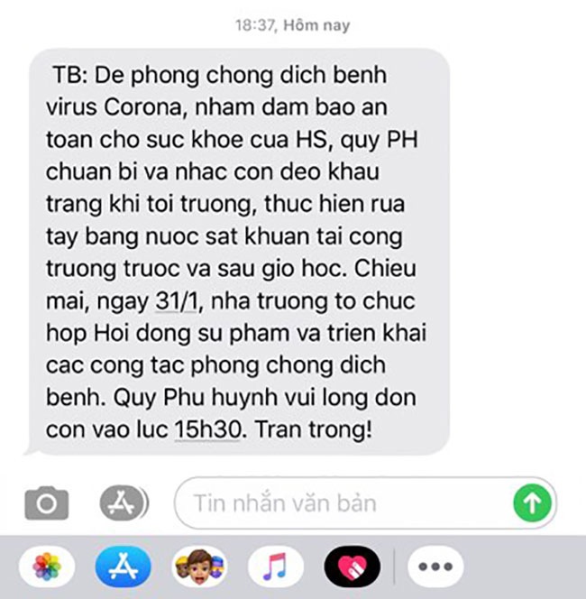 Trước thông tin phát hiện thêm trường hợp nhiễm virus Corona, một trường học ở Hà Nội yêu cầu 100% học sinh đeo khẩu trang đến lớp-5