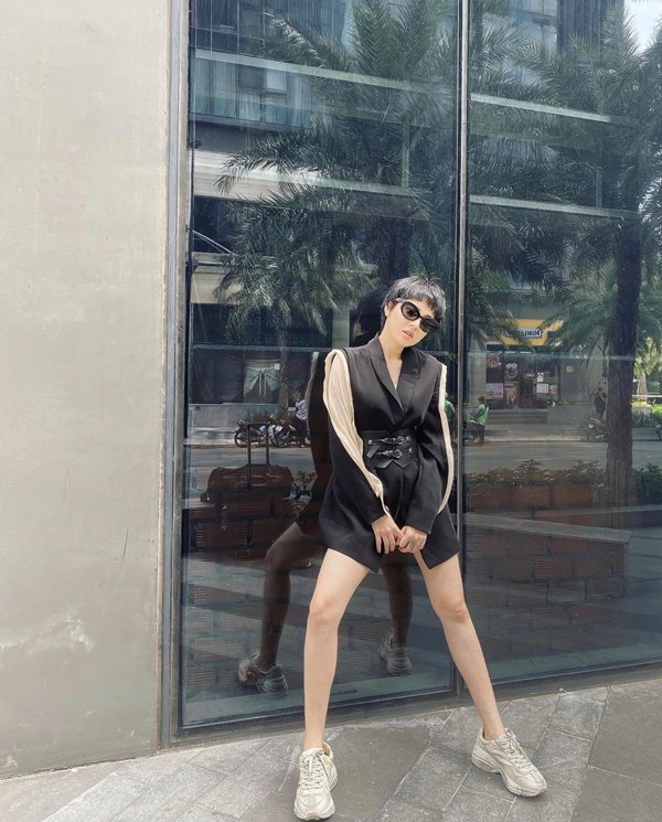 Diện lại bikini cũ, nhưng lần này Bảo Anh may mắn không bị biến thành đòn bánh tét-13