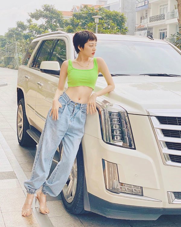 Diện lại bikini cũ, nhưng lần này Bảo Anh may mắn không bị biến thành đòn bánh tét-9