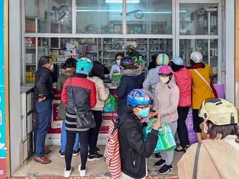 Bị chỉ trích đưa tin sai về virus Corona, Cát Phượng nói gì?-4