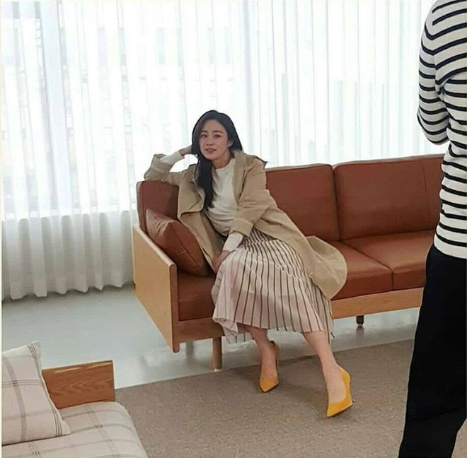 Kim Tae Hee đẹp như nữ thần ở tuổi 39-10