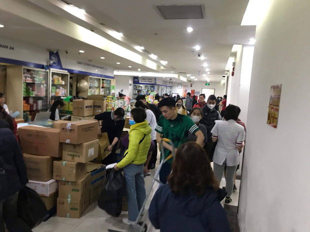 Đội trưởng Đội QLTT số 1: Sẽ xử phạt nghiêm các cửa hàng bán khẩu trang không niêm yết giá hoặc bán phá giá-2