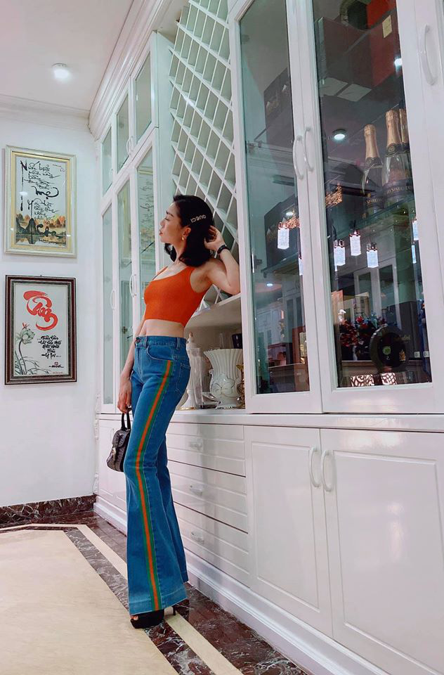 Cận kề tuổi 40, Lệ Quyên vẫn sở hữu thân hình gợi cảm và nhan sắc tươi trẻ-4