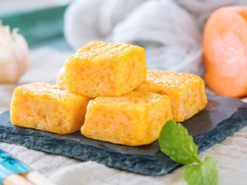 Mua sen về cắm, vợ đảm nhân tiện làm thêm chả cánh sen ngon, lạ đãi chồng-5