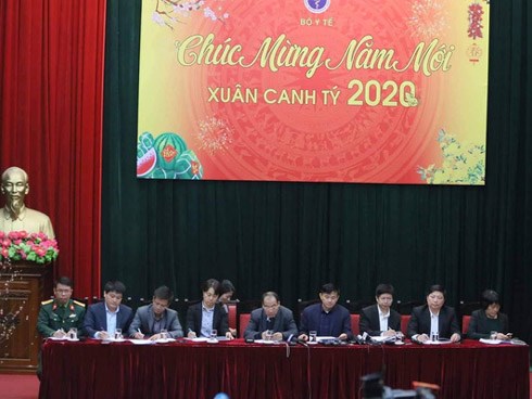 Bộ Y tế họp khẩn cấp thông tin về phòng, chống dịch nCoV: Người dân có thể sử dụng khẩu trang bằng vải và giặt hằng ngày