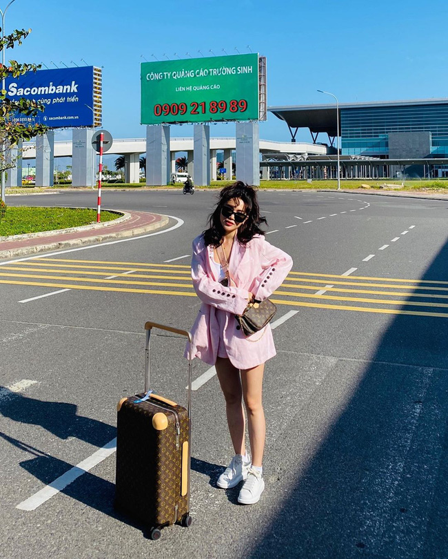 Tưởng sến không lối thoát nhưng đồ màu hồng phấn lại đang được các mỹ nhân Việt diện ầm ầm-3