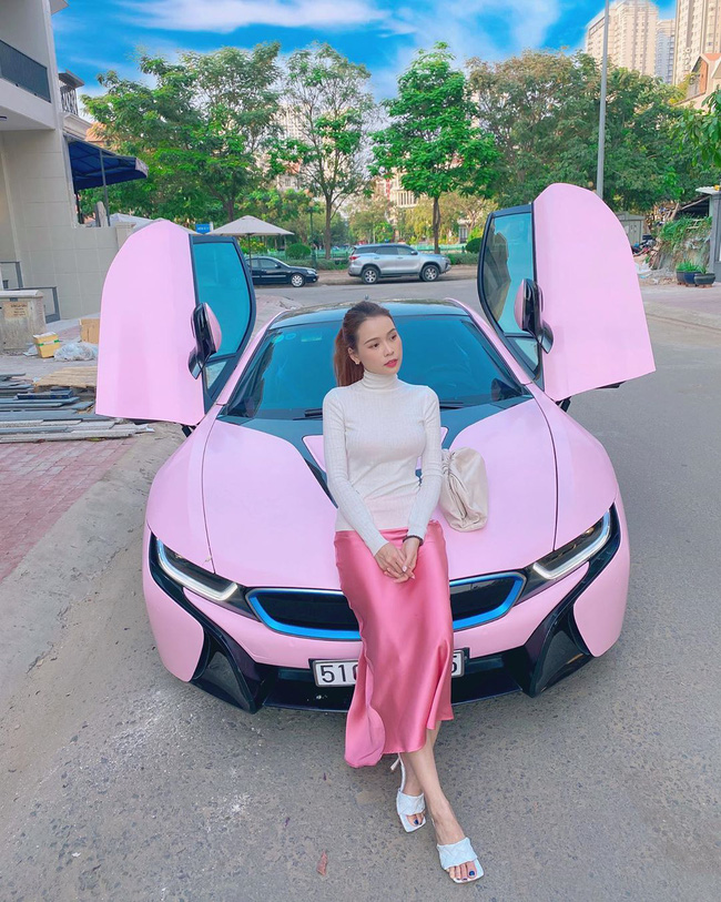 Tưởng sến không lối thoát nhưng đồ màu hồng phấn lại đang được các mỹ nhân Việt diện ầm ầm-4