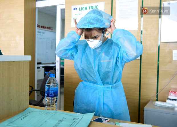 Cận cảnh khu vực cách ly kiểm tra và theo dõi bệnh nhân nhiễm virus Corona tại bệnh viện Nhiệt đới Trung ương-11