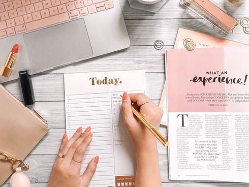 Tử vi sự nghiệp và công việc của 12 con giáp trong tháng 2: Người thăng tiến vù vù, người chuyển đổi lĩnh vực mới