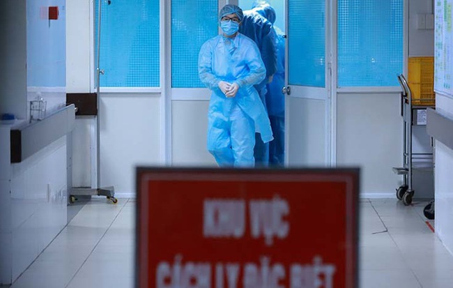 NÓNG: Nữ lễ tân ở Khánh Hòa là ca lây nhiễm virus corona Vũ Hán đầu tiên-1