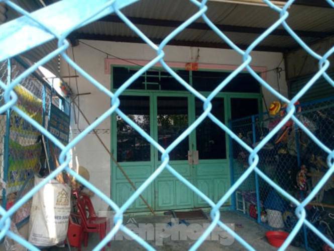 Mẹ dùng sợi dây thừng thắt cổ, đánh đập con dã man vì cảm thấy... chán đời?-1