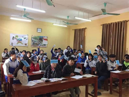 Lo lắng virus Corona, hàng trăm học sinh Hà Nội tự nghỉ học, không đến lớp-4