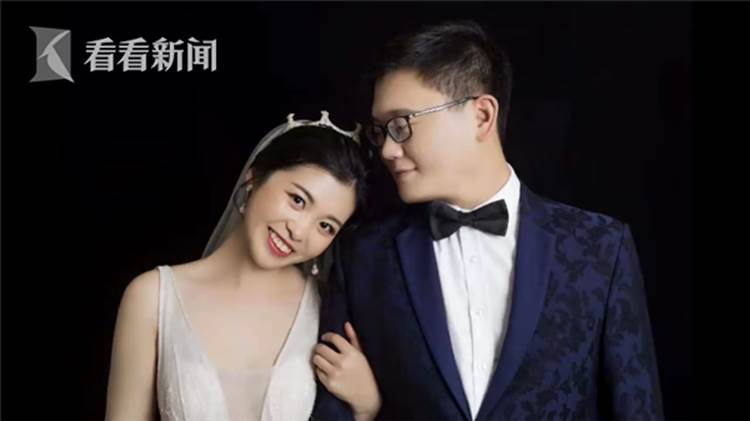 Đám cưới vội vã mùa dịch bệnh: Chỉ có 5 người bao gồm cả 2 nhân vật chính, kết thúc sau 10 phút vì chú rể phải đi cứu người-4