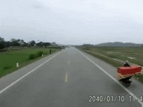 Tấm ván tai họa và cú trượt dài đầy đau thương của nam thanh niên