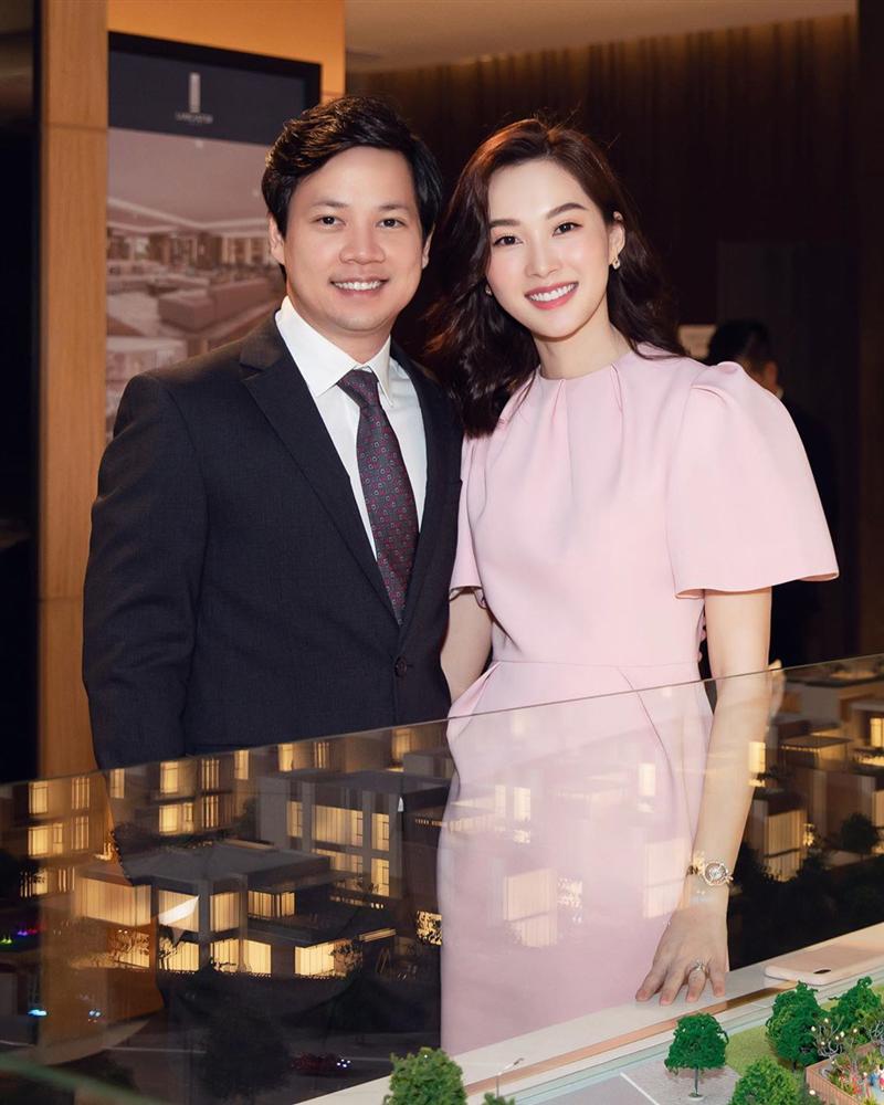 Khoảnh khắc hiếm hoi gia đình Tăng Thanh Hà và Đặng Thu Thảo hội tụ trong một khung hình, gây choáng vì độ quý tộc, thượng lưu-2