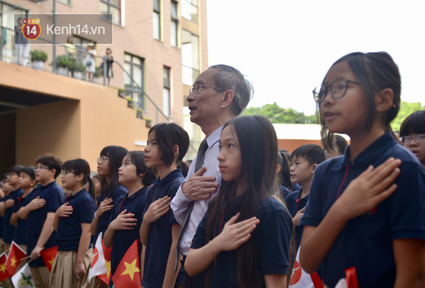 Lo lắng virus Corona, hàng trăm học sinh Hà Nội tự nghỉ học, không đến lớp-1
