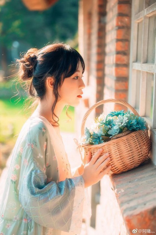 Phụ nữ sinh vào khung giờ này, trời sinh hảo mệnh không thiếu tiền, trung vận đến hậu vận không phú thì cũng quý, cuộc sống viên mãn sung túc-3