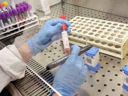 Thuốc chữa virus corona lần đầu được thử nghiệm lâm sàng