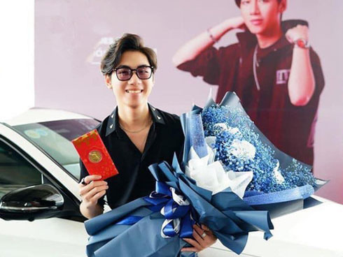 Nửa đêm Jack bất ngờ đăng loạt ảnh nhí nhố còn không quên cà khịa” ai kia là thế lực hoạt hình”, chuyện gì đây?-5