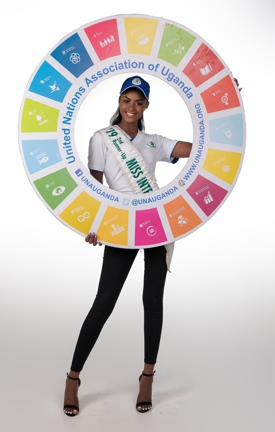 Nhan sắc gây tranh cãi của mỹ nhân da màu đẹp nhất 2019-5