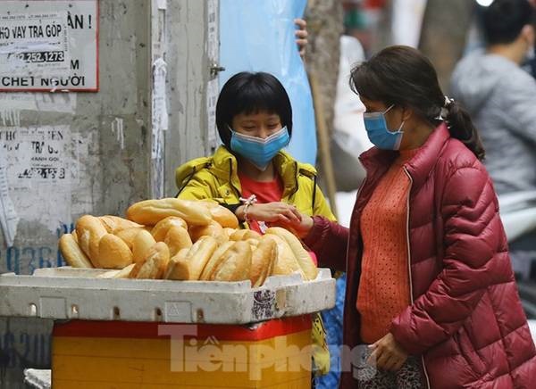 Đi chợ Thủ đô thời virus corona-7
