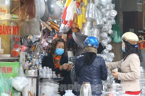 Đi chợ Thủ đô thời virus corona-8