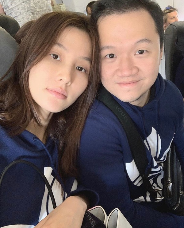 Diễm My 9x và bạn trai liên tục diện đồ ton-sur-ton sang chảnh và đồ đôi sau khi gương vỡ lại lành-5