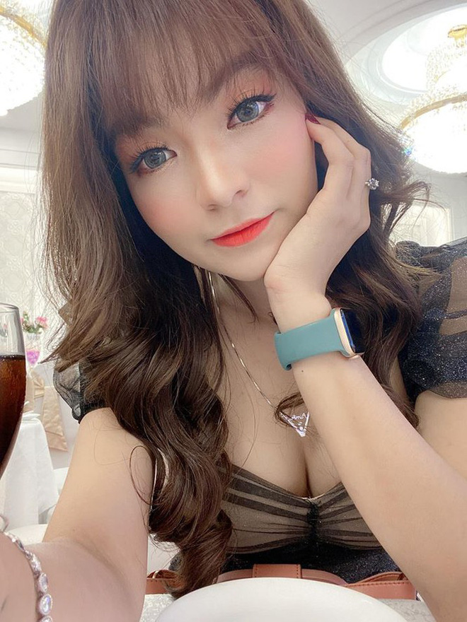 Chân dung cô gái bị đồn sắp làm đám cưới với Mạc Văn Khoa-7