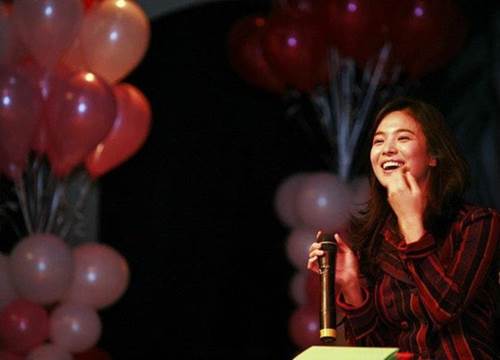 12 năm trước, nhan sắc Song Hye Kyo đã gây sốt dễ hiểu vì sao Hyun Bin say đắm-2