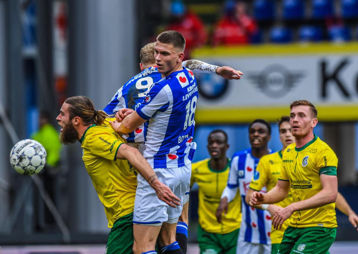 Chuyên gia Vũ Mạnh Hải: Heerenveen đá dở làm Văn Hậu gặp khó-1