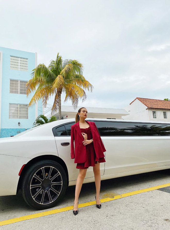 Trọng Hiếu khoe ảnh selfie, ai ngờ lỡ lọt vào khoảnh khắc Gil Lê và Hoàng Thùy Linh bên nhau tại Mỹ: Cả hai làm gì thế này?-3