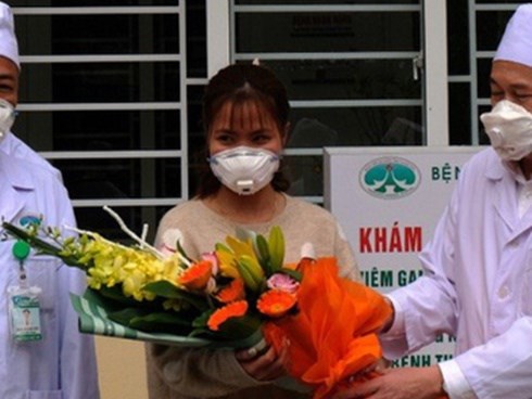 CLIP: Nữ bệnh nhân Thanh Hóa chia sẻ việc nhiễm virus corona được điều trị thành công